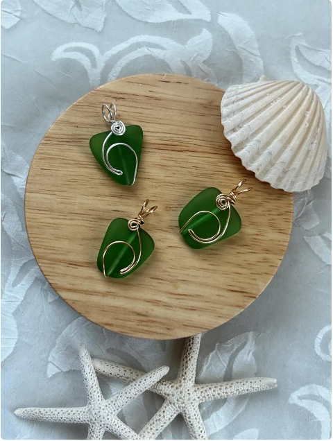 Sea Glass Island Wave Green Ocean Life Pendant